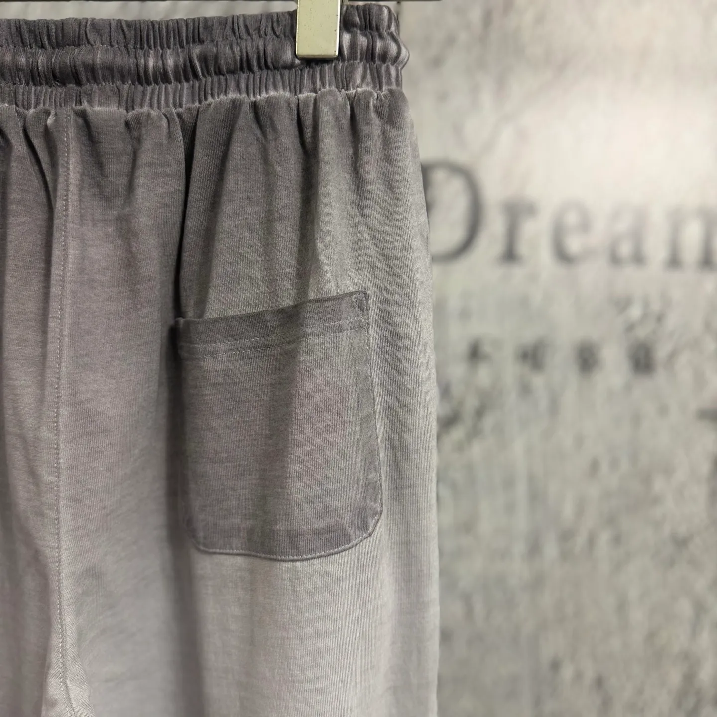 "𝙉𝙚𝙬⚜️The Queen Mother of the West" 2026 Spring and Summer New Arrival straight trousers for men and women Same Style gram pure cotton Retro old gradient three-dimensional sequin micro-stamp Color: Pink Fluorescent Green Gray Military Green Sizes: S M L XL XXL